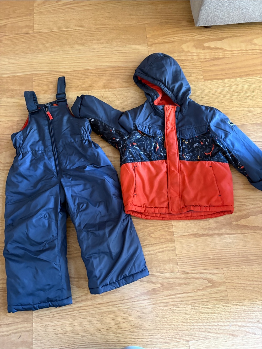 RWay Kids Two-Piece Insulated Navy and Red Puffer Jacket & Bib Snow Pants Set